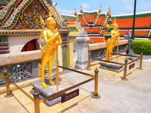 Weird creatures at Emerald Buddha Temple                